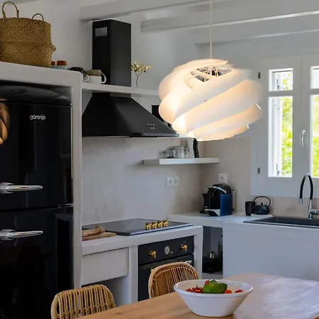 Argana Naxos Private With Pool And Garden *