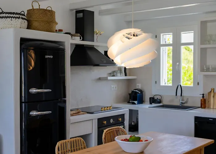 Argana Naxos Private With Pool And Garden *